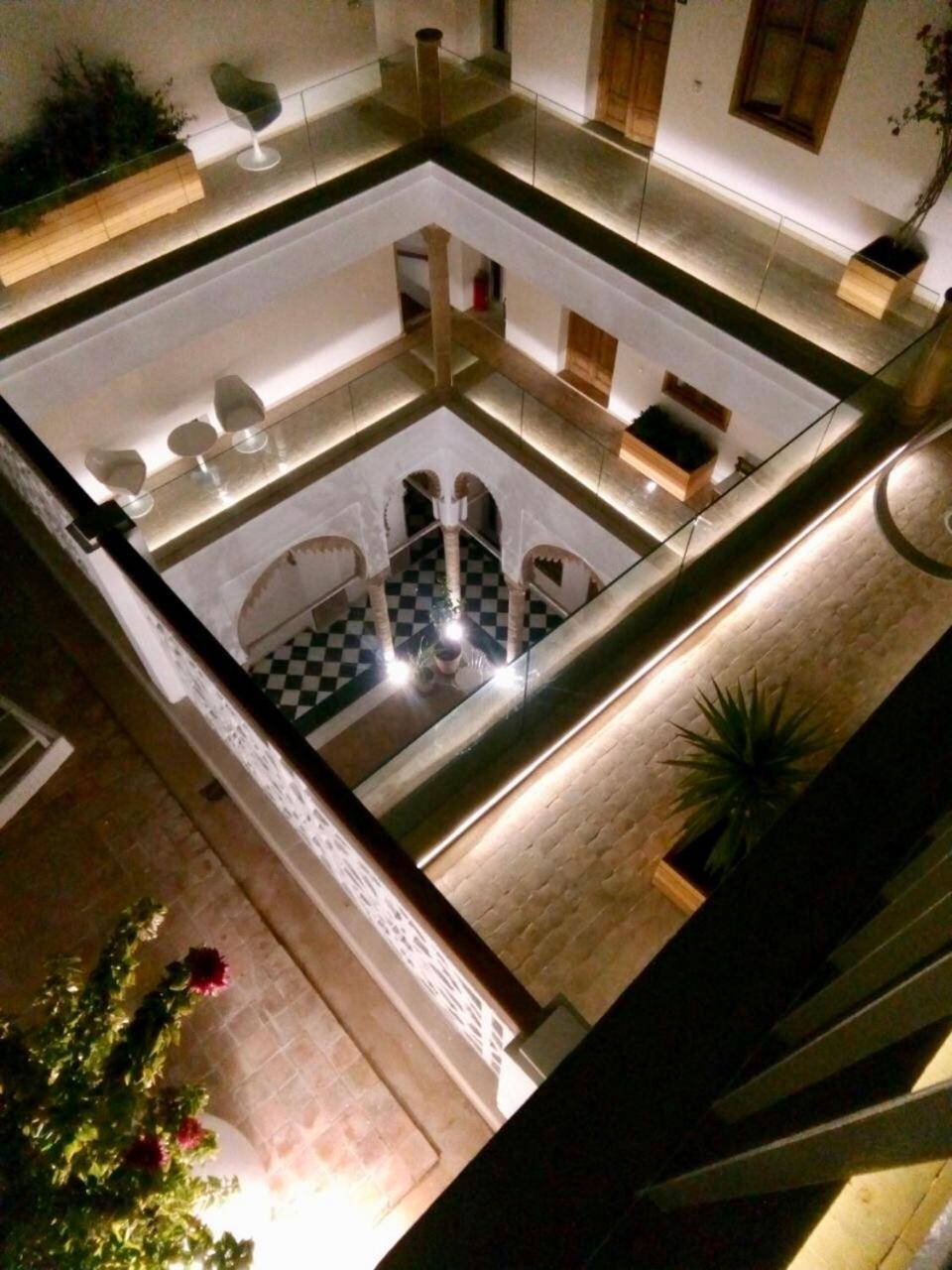 Dar Shaan 3*